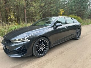 2020 Kia K5 III, серый, 2300000 рублей, вид 1