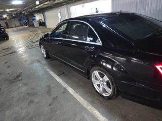 2012 Mercedes-Benz S-Класс 500 Long V (W221) Рестайлинг, чёрный, 1600000 рублей, вид 5