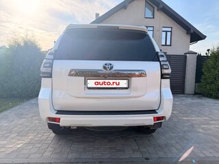 2021 Toyota Land Cruiser Prado 150 Series Рестайлинг 3, белый, 5600000 рублей, вид 5