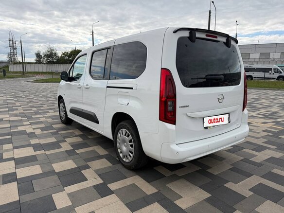 2022 Opel Combo XL E, белый, 1695000 рублей - вид 6