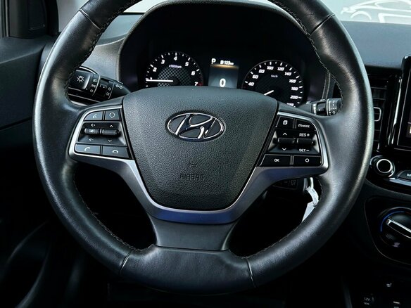 2022 Hyundai Solaris II Рестайлинг, серый, 1626700 рублей - вид 16