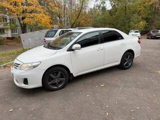 2011 Toyota Corolla X (E140, E150) Рестайлинг, белый, 1150000 рублей, вид 1