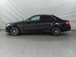2011 Mercedes-Benz E-Класс 200 7G-Tronic IV (W212, S212, C207), чёрный, 1298000 рублей, вид 4