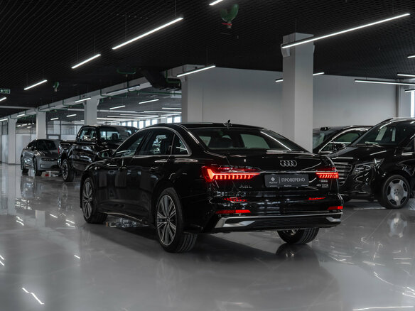 2025 Audi A6 45 TFSI Long V (C8) Рестайлинг, чёрный, 6600000 рублей - вид 3