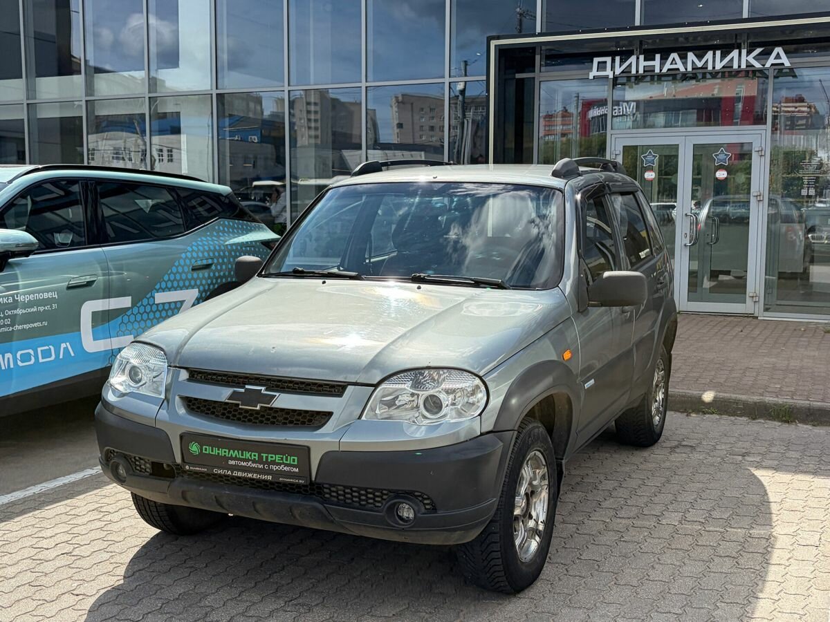 Открыть фотографии: Chevrolet Niva I Рестайлинг