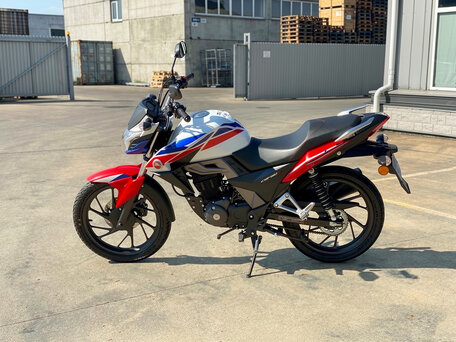 2026 Honda CBF 150R, белый, 224400 рублей, вид 3