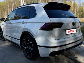2021 Volkswagen Tiguan II Рестайлинг, белый, 4250000 рублей, вид 4