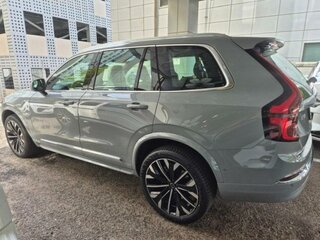 2025 Volvo XC90 B6 II Рестайлинг 2, серый, 11490000 рублей, вид 4