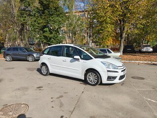 2013 Citroen C4 Picasso I, белый, 620000 рублей, вид 3