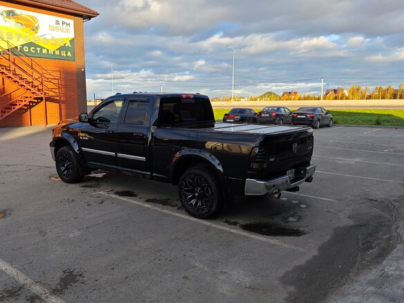 2009 Dodge RAM IV (DS/DJ), чёрный, 2600000 рублей - вид 4