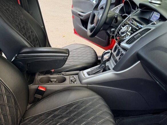 2012 Ford Focus III, красный, 750000 рублей - вид 11