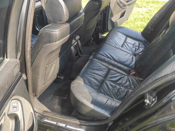 1998 BMW 5 серии 528i IV (E39), чёрный, 550000 рублей - вид 12