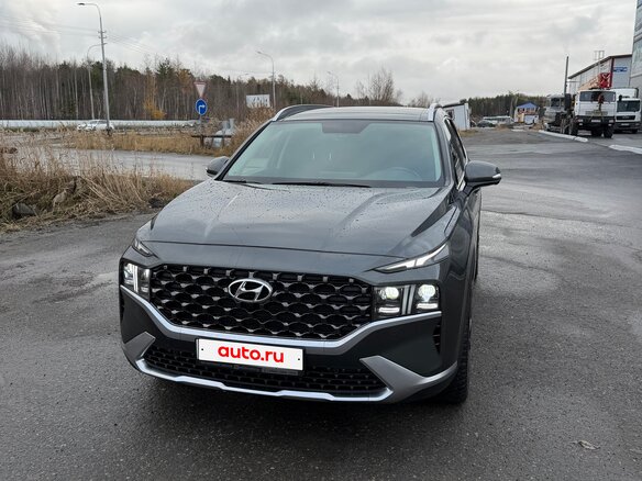 2023 Hyundai Santa Fe IV Рестайлинг, серый, 5100000 рублей - вид 1