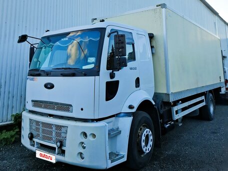2012 Ford Cargo 18xx, белый, 2000000 рублей, вид 1