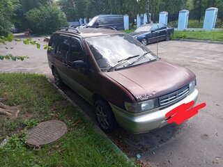1995 Nissan Prairie Joy II (M11), красный, 150000 рублей, вид 2