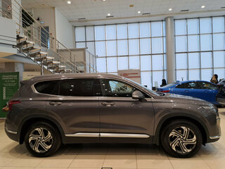 2022 Hyundai Santa Fe IV Рестайлинг, серый, 3799000 рублей, вид 4