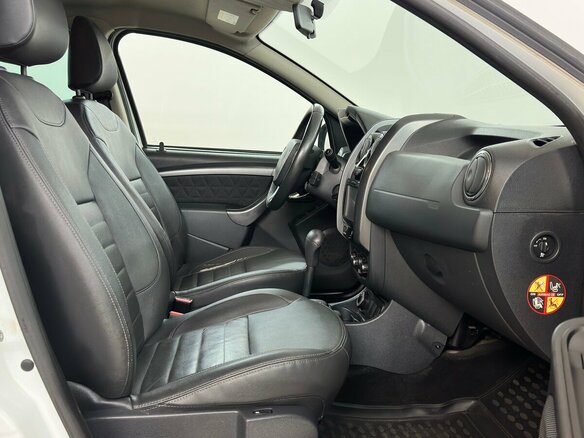 2016 Renault Duster I Рестайлинг, белый, 1400000 рублей - вид 9