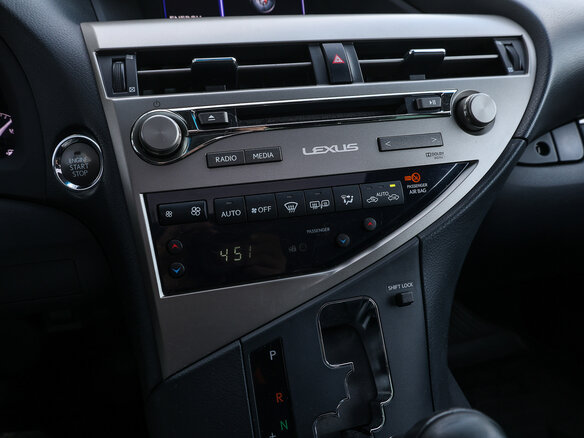 2015 Lexus RX 350 III Рестайлинг, белый, 2998000 рублей - вид 21