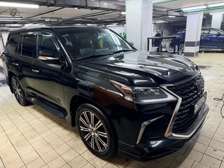 2020 Lexus LX 570 III Рестайлинг 2, чёрный, 10500000 рублей, вид 3