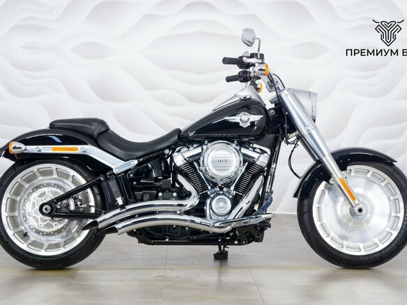 2017 Harley-Davidson Fat Boy, чёрный, 1815000 рублей