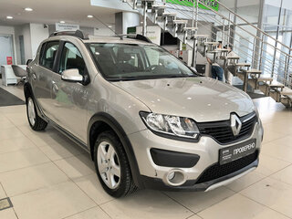 2017 Renault Sandero Stepway II, бежевый, 750000 рублей, вид 3