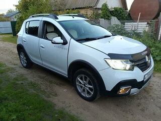 2018 Renault Sandero Stepway II Рестайлинг, белый, 885000 рублей, вид 3