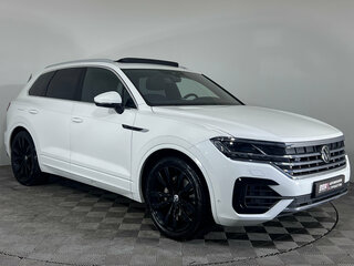 2021 Volkswagen Touareg III, белый, 7199000 рублей, вид 3