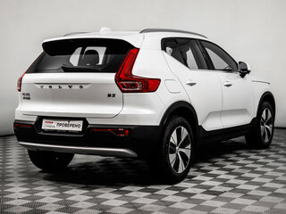 2024 Volvo XC40 I Рестайлинг, белый, 4611703 рублей, вид 5