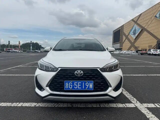 2023 Toyota Yaris L X XP150 Рестайлинг, белый, 1130217 рублей, вид 2