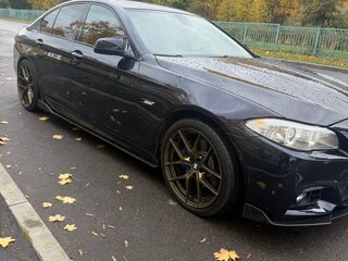 2011 BMW 5 серии 550i xDrive VI (F10/F11/F07), синий, 2050000 рублей, вид 1