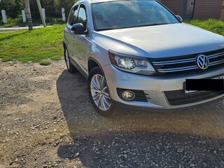 2013 Volkswagen Tiguan I Рестайлинг, серебристый, 1550000 рублей, вид 4