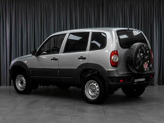 2016 Chevrolet Niva I Рестайлинг, серый, 539000 рублей, вид 2