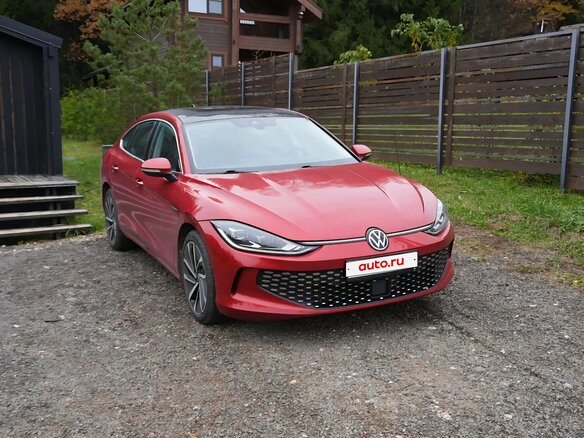 2022 Volkswagen Lamando L II, красный, 2770000 рублей - вид 2
