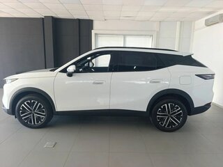 2026 Omoda C7, белый, 3299000 рублей, вид 5