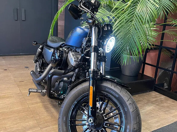 2018 Harley-Davidson Forty-Eight, синий, 1700000 рублей - вид 9