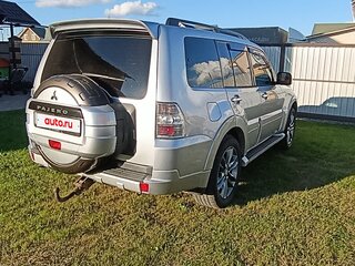 2007 Mitsubishi Pajero IV, серебристый, 880000 рублей, вид 3
