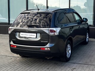 2013 Mitsubishi Outlander III, серый, 1523000 рублей, вид 5