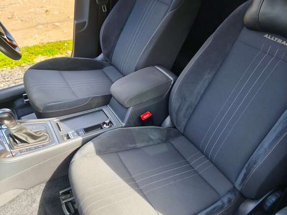 2017 Volkswagen Golf Alltrack VII, чёрный, 1920000 рублей - вид 13