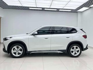 2023 BMW X1 Long 20Li sDrive III (U11/U12), белый, 2266000 рублей, вид 4