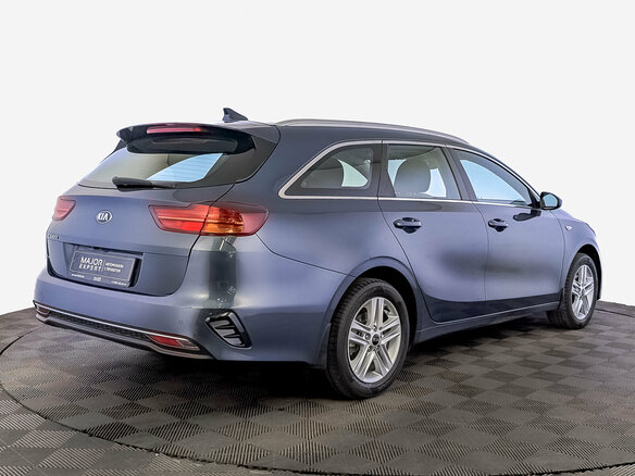 2020 Kia Ceed III, синий, 1850000 рублей - вид 4