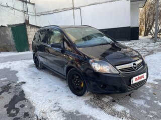 2008 Opel Zafira B Рестайлинг, чёрный, 600000 рублей, вид 3