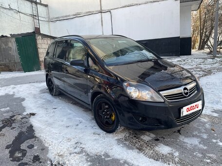 2008 Opel Zafira B Рестайлинг, чёрный, 600000 рублей, вид 3