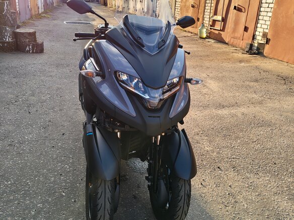 2021 Yamaha Tricity, серый, 700000 рублей