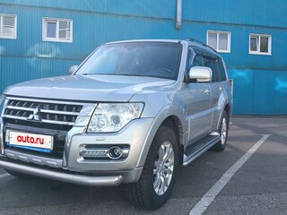 2018 Mitsubishi Pajero IV Рестайлинг 2, серебристый, 3000000 рублей, вид 1