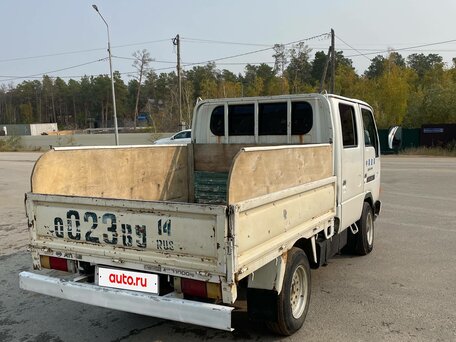 1996 Nissan Atlas, белый, 900000 рублей, вид 4