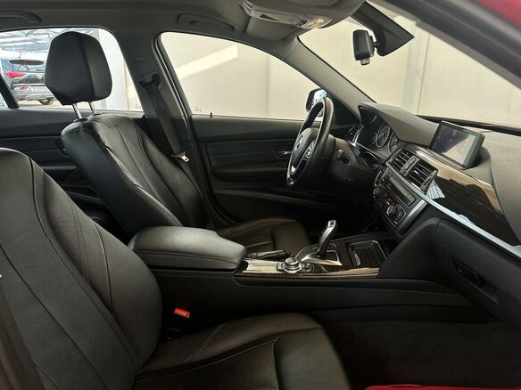 2012 BMW 3 серии 328i VI (F3x), красный, 1630000 рублей - вид 13