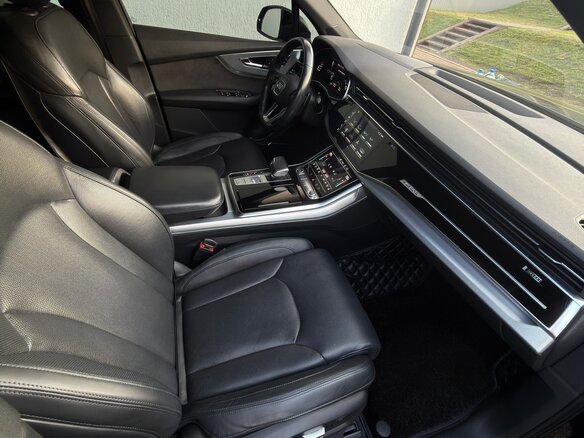 2020 Audi Q7 45 TDI II (4M) Рестайлинг, чёрный, 6490000 рублей - вид 15