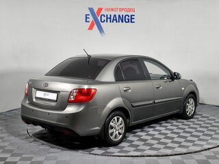 2009 Kia Rio II Рестайлинг, серый, 333000 рублей, вид 3