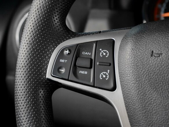 2021 Lada (ВАЗ) Largus Cross I Рестайлинг, белый - вид 19
