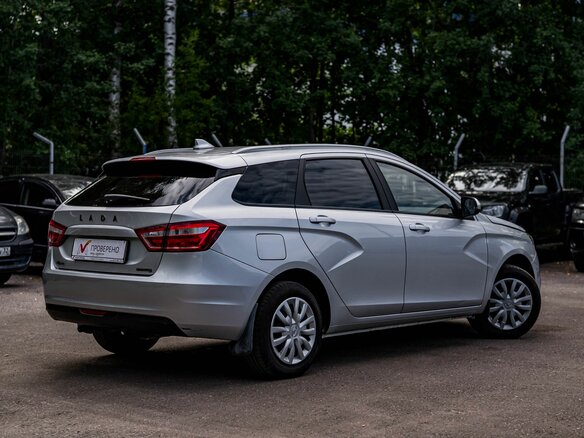 2020 Lada (ВАЗ) Vesta SW I, серый, 885000 рублей - вид 1